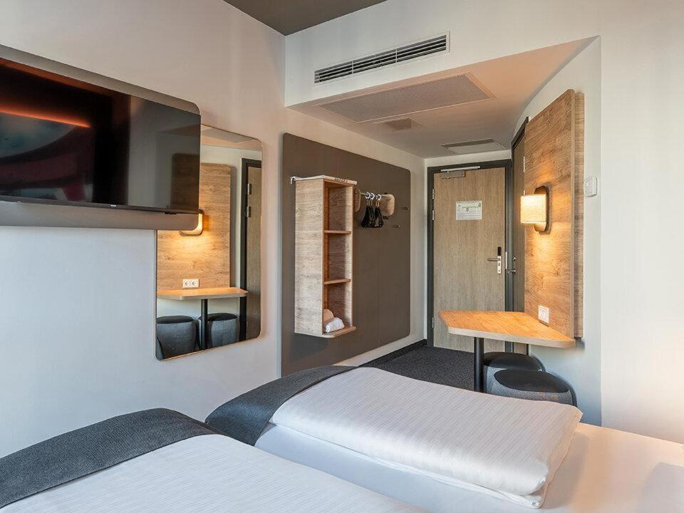 B&B Hotel Aalborg Buitenkant foto